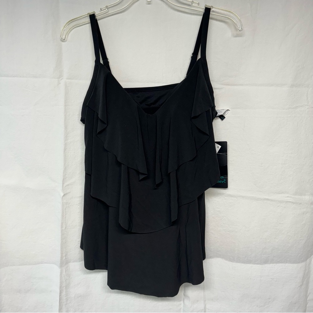 NWT Swim tankini top